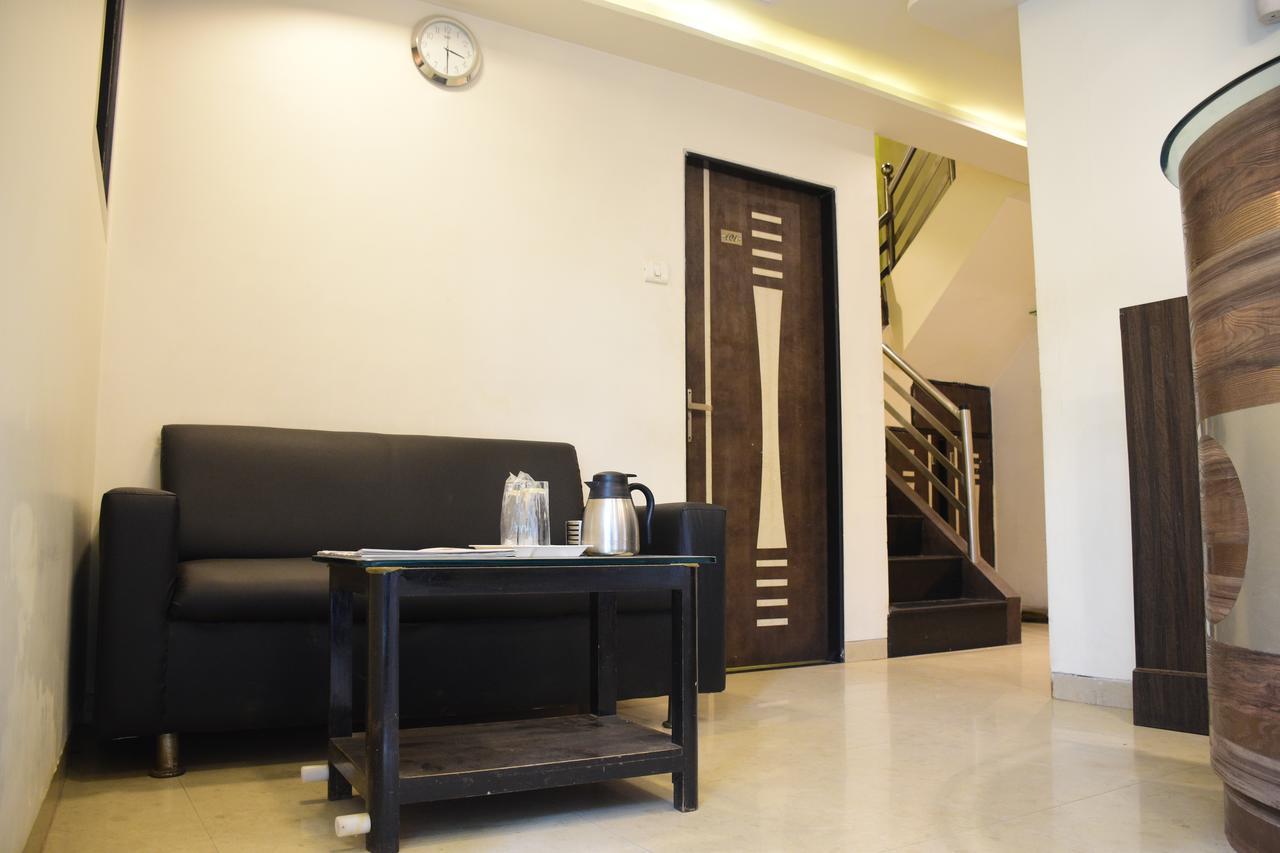 Hotel K.C Residency Mumbai Luaran gambar