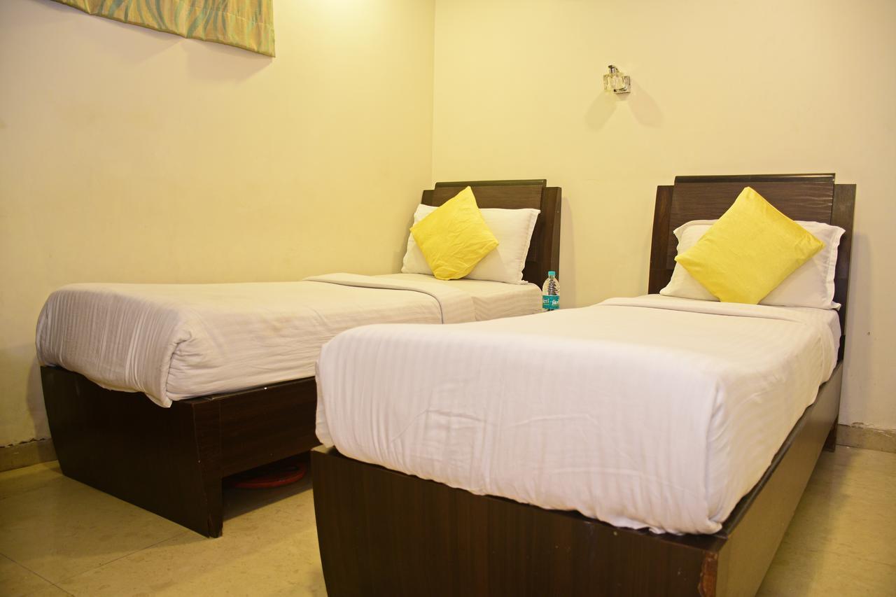 Hotel K.C Residency Mumbai Luaran gambar