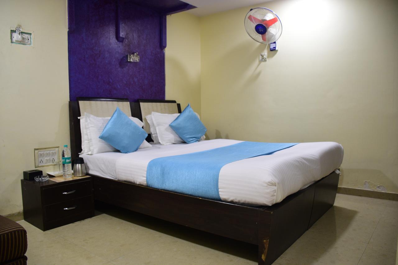 Hotel K.C Residency Mumbai Luaran gambar