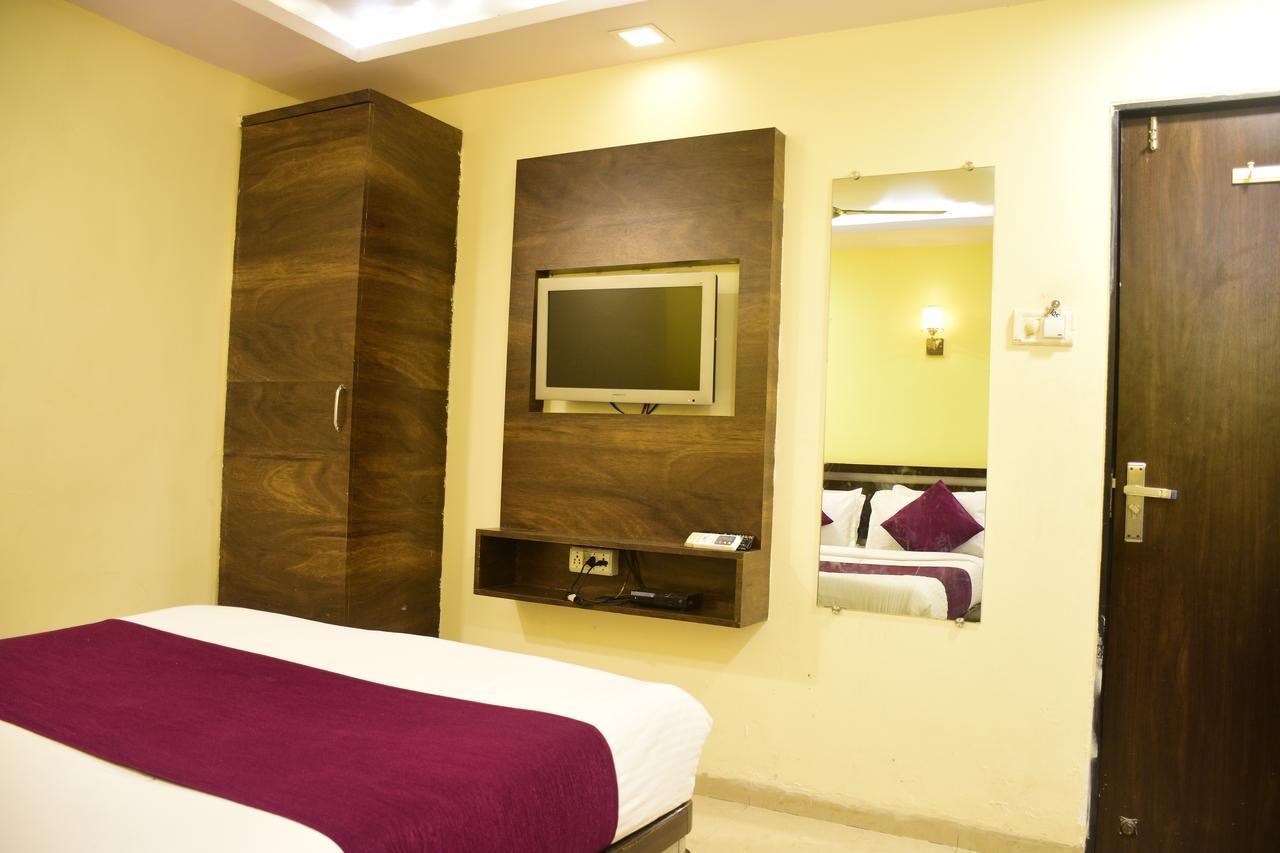 Hotel K.C Residency Mumbai Luaran gambar