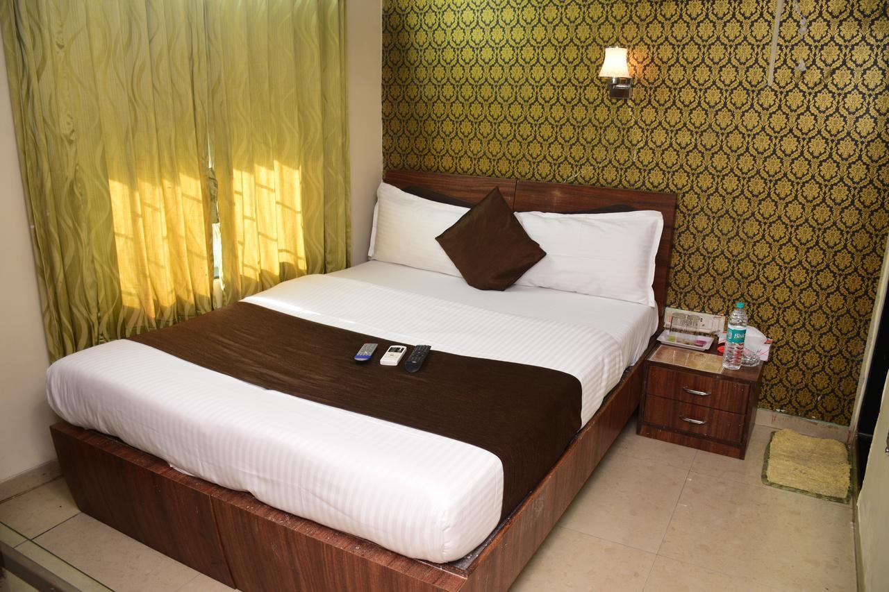 Hotel K.C Residency Mumbai Luaran gambar